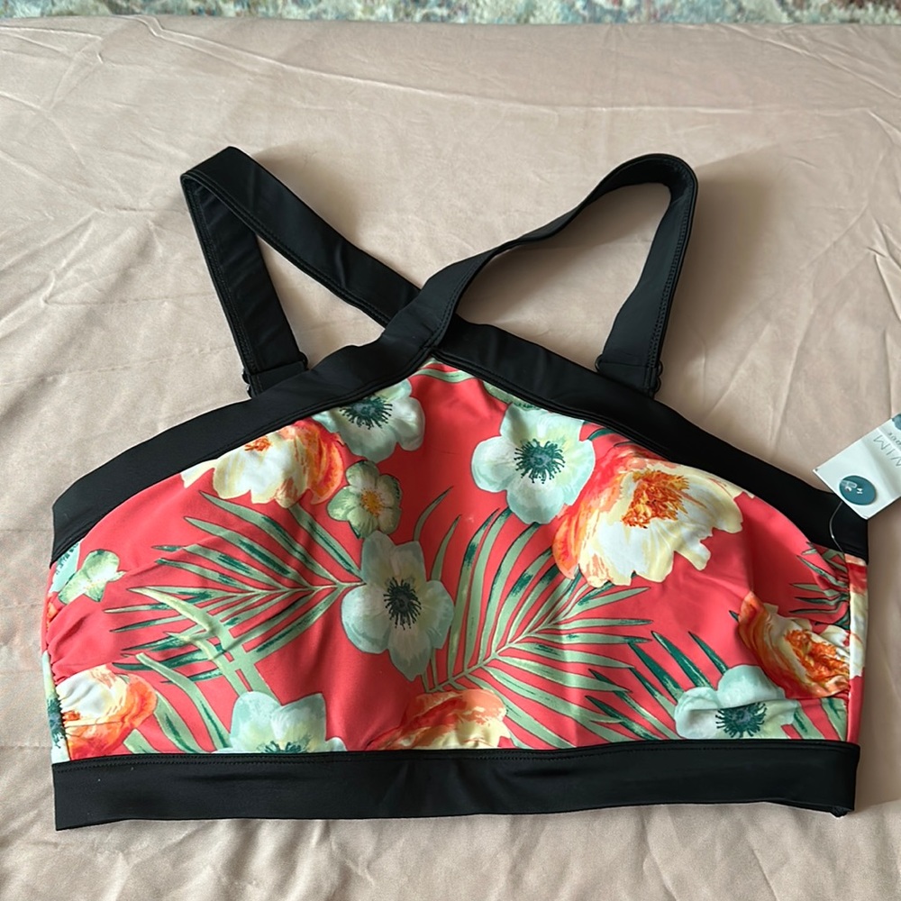 Cacique swim top
